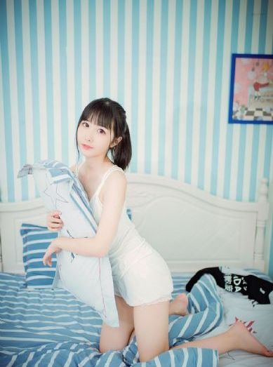 国产精品疯狂输出jk草莓视频_蓝光免费全集观看