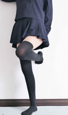漂亮的保姆3电影完整版中文_1080高清在线观看