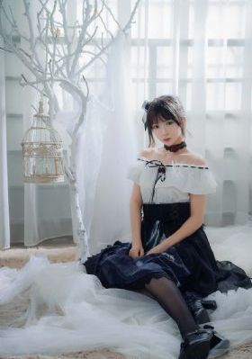 丝袜OL美脚秘书在线播放_BD英语全集在线观看